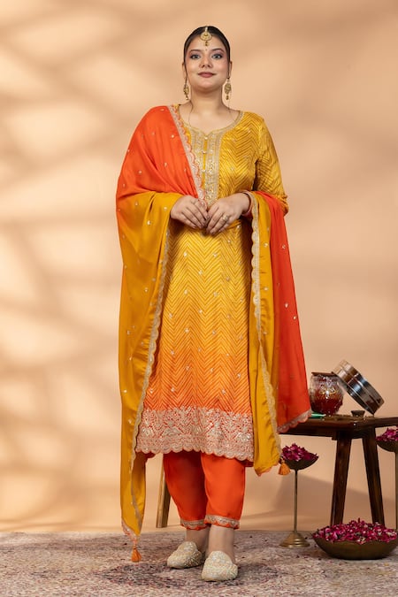 Mamicha Ombre Chevron Kurta Set  