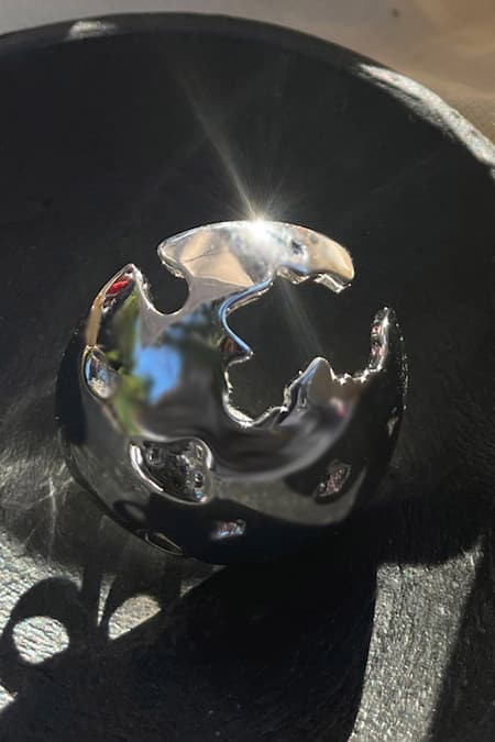 KEFI-CO_Silver Plated Pallas Stud Earrings _Online_at_Aza_Fashions