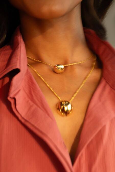 Buy_KEFI-CO_Gold Plated Pallas Pendant _Online_at_Aza_Fashions