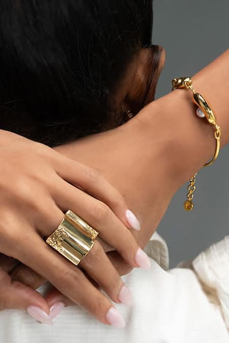 Buy_KEFI-CO_Gold Plated Pearls Cosmos Bracelet _Online_at_Aza_Fashions