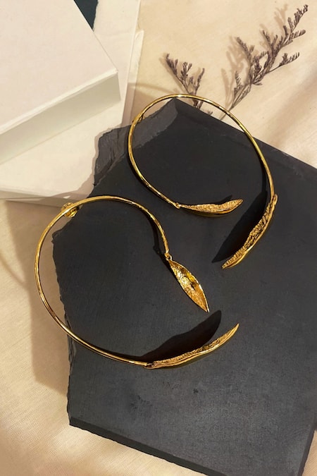 KEFI-CO Spring Dangler Earrings 