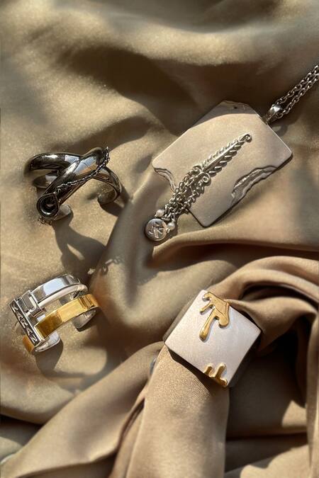 KEFI-CO_Gold Plated Quirky Band Ring _Online_at_Aza_Fashions