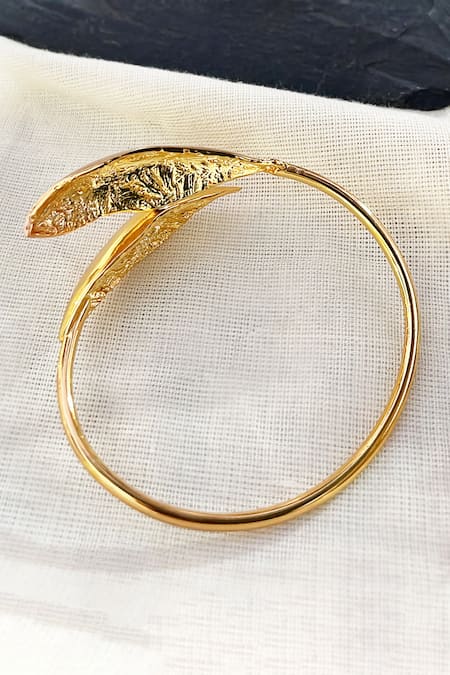 KEFI-CO_Gold Plated Spring Bracelet _Online_at_Aza_Fashions