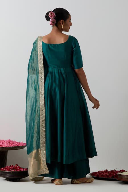 Vinusto Hand Embroidered Chanderi Anarkali Set 