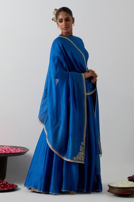 Vinusto_Cobalt Chanderi , Chanderi, Embroidery, Lace Round Blouse Lehenga Set _Online_at_Aza_Fashions