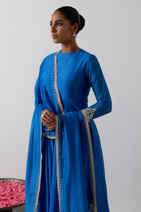 Shop_Vinusto_Cobalt Chanderi , Chanderi, Embroidery, Lace Round Blouse Lehenga Set _Online_at_Aza_Fashions
