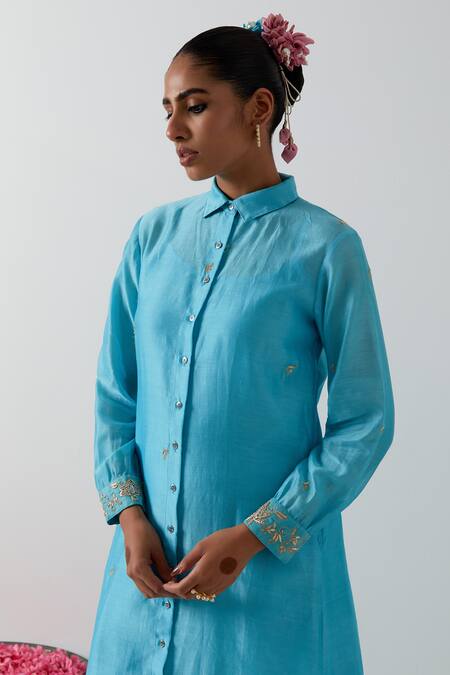 Shop_Vinusto_Sky Blue Chanderi , Embroidery, Zari Collared Kurta And Pant Set _Online_at_Aza_Fashions