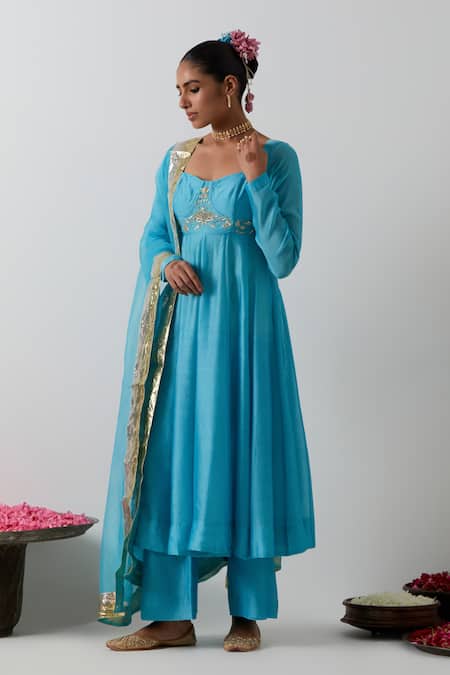 Vinusto Sky Blue Chanderi, Organza, Silk Embroidery, Zari, Zardozi Corset Anarkali Set Online at Aza Fashions Vinusto_Sky Blue Chanderi, Organza, Silk Embroidery, Zari, Zardozi Corset Anarkali Set _Online_at_Aza_Fashions