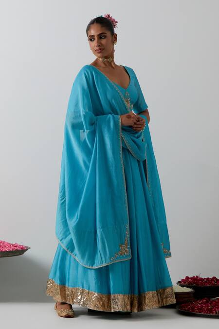 Vinusto Blue Chanderi Gota Patti, Embroidery, Metallic Thread, Floral Motif Lehenga Set Online at Aza Fashions Vinusto_Blue Chanderi Gota Patti, Embroidery, Metallic Thread, Floral Motif Lehenga Set _Online_at_Aza_Fashions