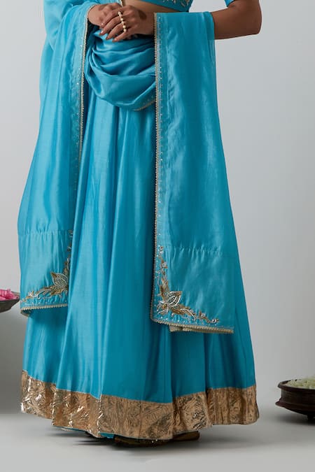 Vinusto Blue Chanderi Gota Patti, Embroidery, Metallic Thread, Floral Motif Lehenga Set at Aza Fashions Vinusto_Blue Chanderi Gota Patti, Embroidery, Metallic Thread, Floral Motif Lehenga Set _at_Aza_Fashions