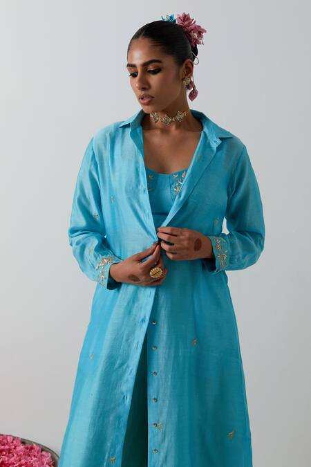 Vinusto_Blue Chanderi Silk Embroidery Sweetheart Neck, Collared Jacket Palazzo Set _Online_at_Aza_Fashions