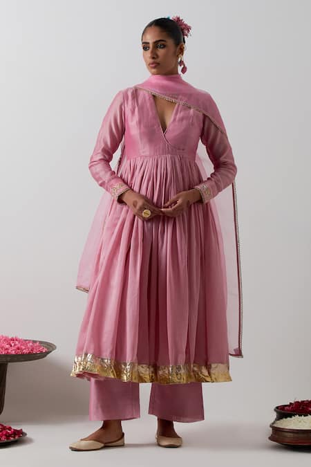 Vinusto Chanderi Embroidered Anarkali Set 