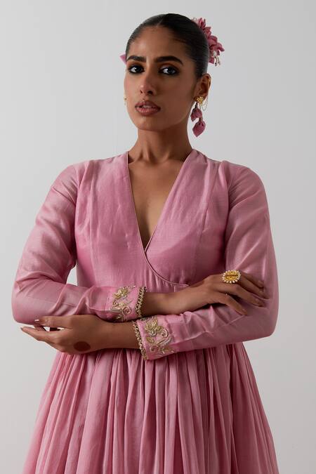 Vinusto_Pink Chanderi, Silk Embroidery, Lace, Zari, Gota Patti V-neck Anarkali Set _at_Aza_Fashions