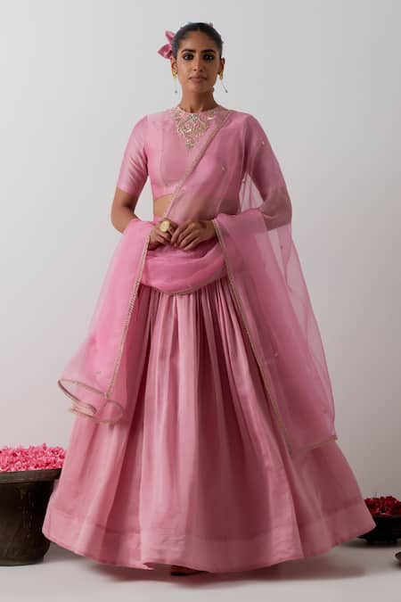 Vinusto Chanderi Embroidered Blouse Lehenga Set 