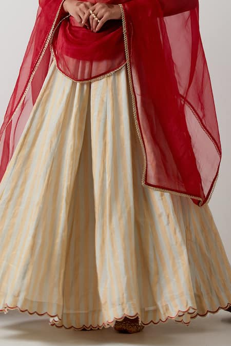 Shop_Vinusto_Silver Brocade Zari, Lace Sweetheart Striped Lehenga Set With Katan Silk Dupatta _Online_at_Aza_Fashions