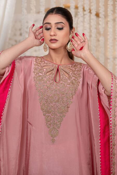 Shop_Daljit Sudan_Pink Crepe Embroidery Keyhole Neck Aari And Tilla Kaftan _Online_at_Aza_Fashions