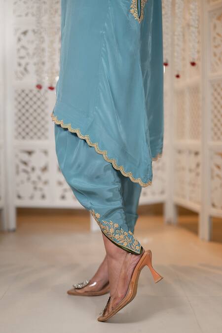 Shop_Daljit Sudan_Blue Crepe Embroidery V-neck Tilla Phiran And Tulip Pant Set _Online_at_Aza_Fashions