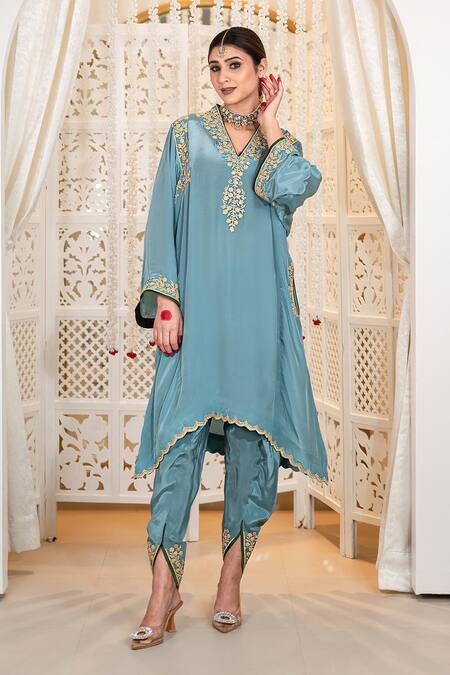 Daljit Sudan_Blue Crepe Embroidery V-neck Tilla Phiran And Tulip Pant Set _at_Aza_Fashions
