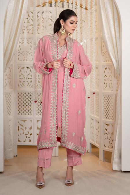 Shop_Daljit Sudan_Pink Crepe, Organza Embroidery V-neck Kashmiri Aari Jacket Kurta Pant Set _Online_at_Aza_Fashions