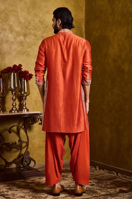 Histori Kasab Embroidered Kurta Set 