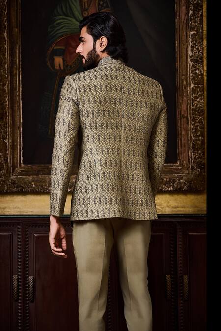 Histori Geometric Resham & Sequin Bandhgala With Pant 