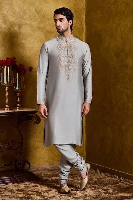 Histori Kasab Embroidered Kurta & Churidar Set 