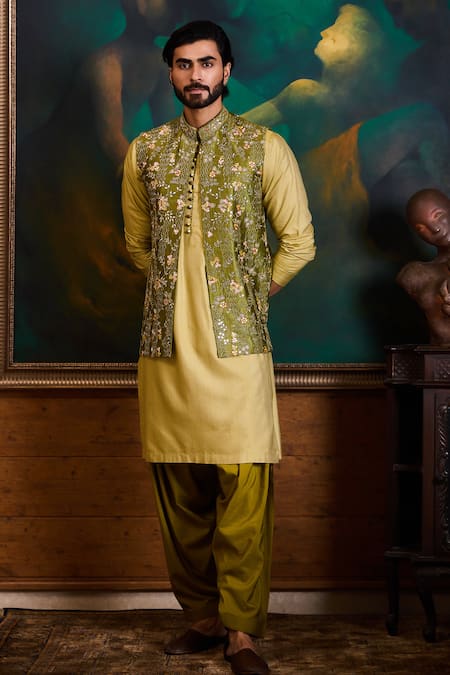 Histori Resham & Beadwork Embroidered Bundi Kurta Set 