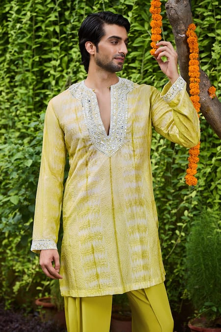 Histori Green Silk, Viscose Beads, Mirrors Shibori Tie-dyed Embroidered Kurta Set Online at Aza Fashions Histori_Green Silk, Viscose Beads, Mirrors Shibori Tie-dyed Embroidered Kurta Set _Online_at_Aza_Fashions