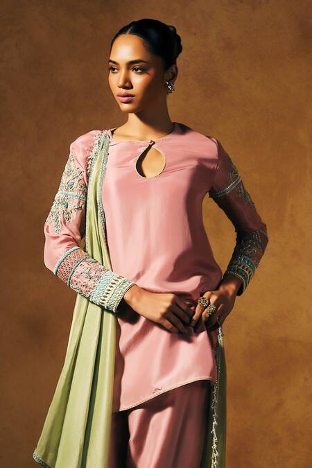 Mukta Sabharwal_Pink Silk, Shantoon, Tissue Embroidery Keyhole Neck Eshani Kurta Set _Online_at_Aza_Fashions