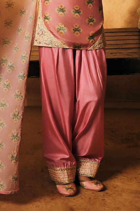 Mukta Sabharwal_Pink Georgette, Shantoon Embroidery, Foil Inara Printed Kurta Salwar Set _Online_at_Aza_Fashions