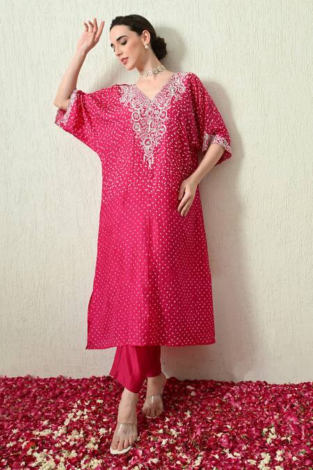 Shop_OHH CROW_Pink , Chanderi Embroidery, Zari V-neck Bandhani Kaftan And Pant Set 