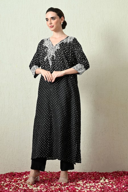 OHH CROW Bandhani Pattern Embroidered Kaftan & Pant Set 