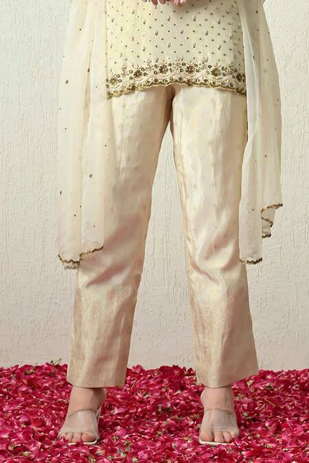 OHH CROW_Ivory Tissue, Silk, Chanderi Silk, Organza Embroidery, Sequins V-neck Kurta Set _Online_at_Aza_Fashions