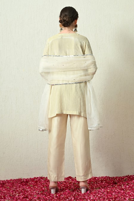 OHH CROW Embroidered Crush Tissue Silk Kurta Set 