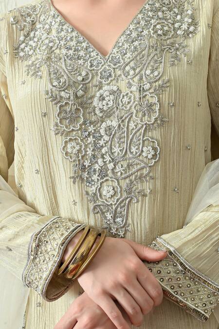 Buy_OHH CROW_Ivory Tissue, Silk, Chanderi Silk, Organza Embroidery, Sequins Crush Kurta Set 