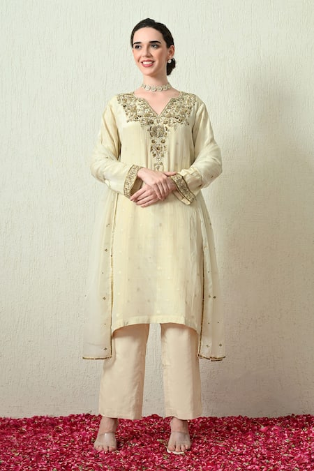 OHH CROW Embroidered Crush Tissue Silk Kurta Set 