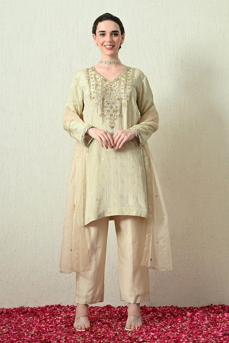 OHH CROW Embroidered Crush Tissue Silk Kurta Set 