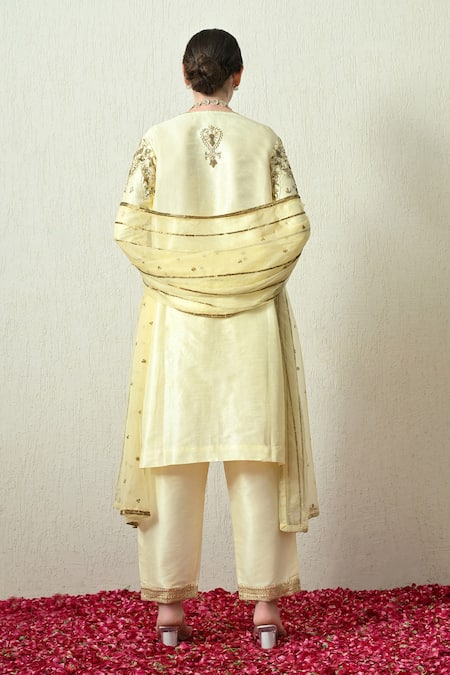 OHH CROW Embroidered Raw Silk Kurta Set 