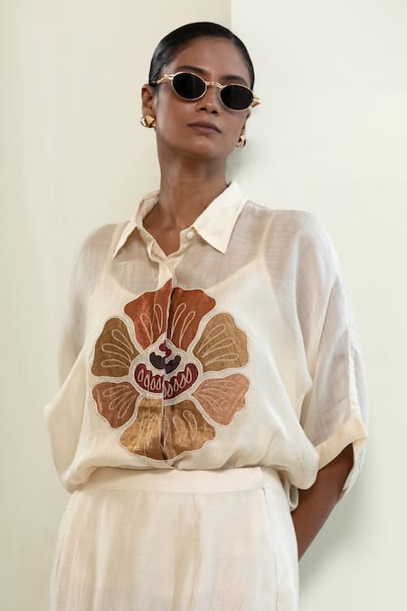 Buy_Eeda_Off White Viscose, Silk Patchwork Collared Floral Shirt With Slip _Online_at_Aza_Fashions