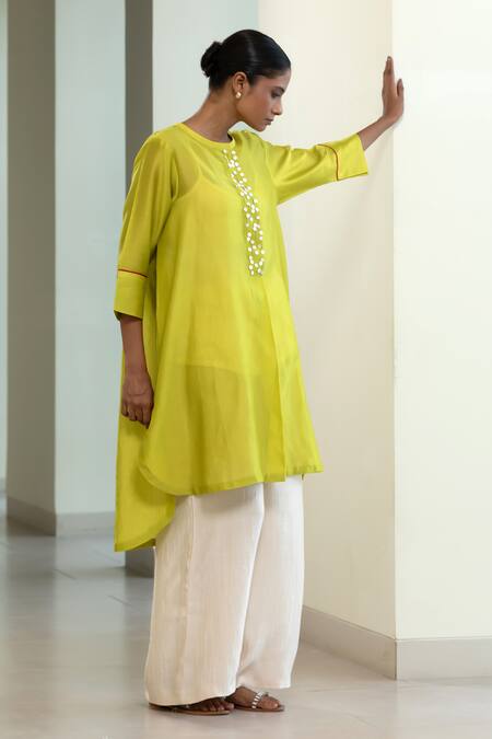 Eeda_Green Chanderi Silk Sequins Round Neck High-low And Chain Detail Kurta _Online_at_Aza_Fashions
