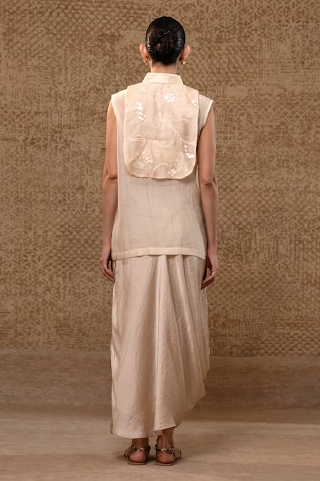 Eeda Appliqued Mul Chanderi Shirt & Cowl Skirt Set 