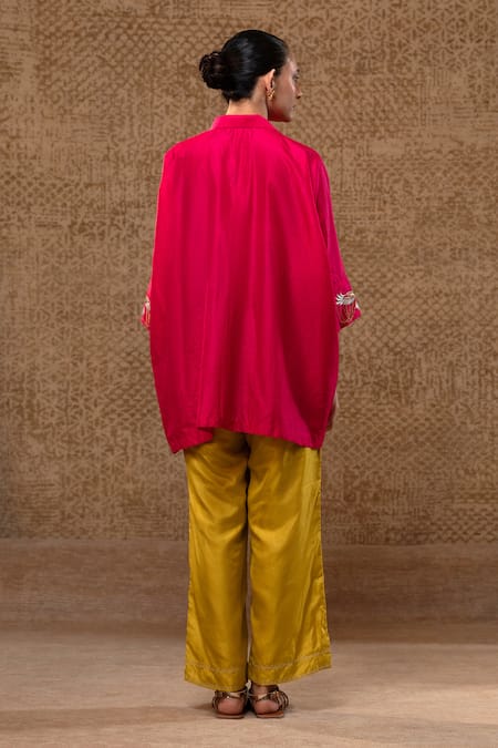 Eeda Embroidered Bird Motif Kurta & Pant Set 