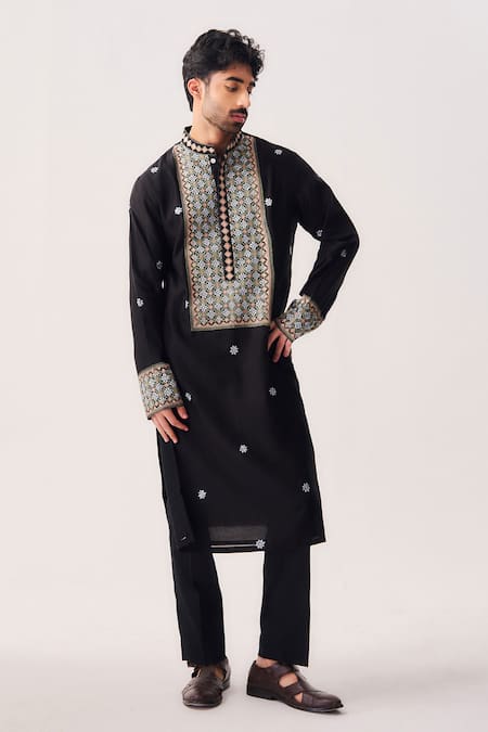 Wabi Sabi By Anshum-Ritesh Midnight Mosaic Chanderi Embroidered Kurta & Pyjama Set 