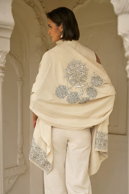 Dash And Dot Beige Motif Shawl 