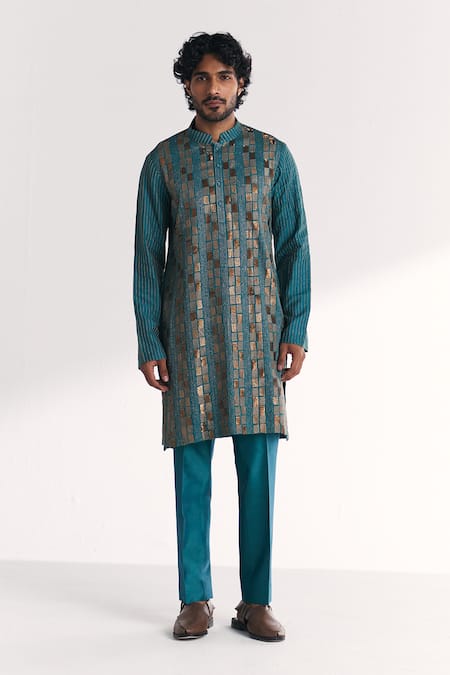 Studio Bagechaa Neelesh Blue Embroidered Kurta Set 