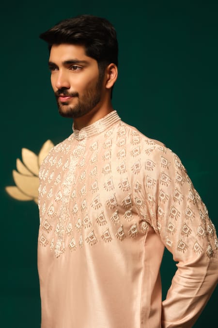 Shop_Niloufer By Aasif Ally_Peach Silk Embroidery Zardozi Handwork Kurta And Pant Set _Online_at_Aza_Fashions