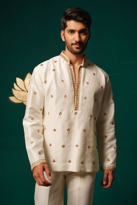Buy_Niloufer By Aasif Ally_Ivory Silk Embroidery Zardozi Handwork Short Kurta And Pant Set _Online_at_Aza_Fashions