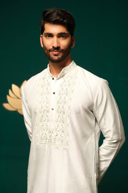 Buy Niloufer By Aasif Ally White Silk Embroidery Cut Dana And Zardozi Kurta & Pant Online at Aza Fashions Buy_Niloufer By Aasif Ally_White Silk Embroidery Cut Dana And Zardozi Kurta & Pant _Online_at_Aza_Fashions