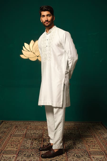 Buy Niloufer By Aasif Ally White Silk Embroidery Cut Dana And Zardozi Kurta & Pant Buy_Niloufer By Aasif Ally_White Silk Embroidery Cut Dana And Zardozi Kurta & Pant