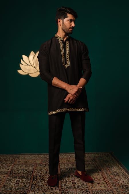 Niloufer By Aasif Ally_Black Silk Embroidery, Zari Zardozi Short Kurta And Pant Set _Online_at_Aza_Fashions